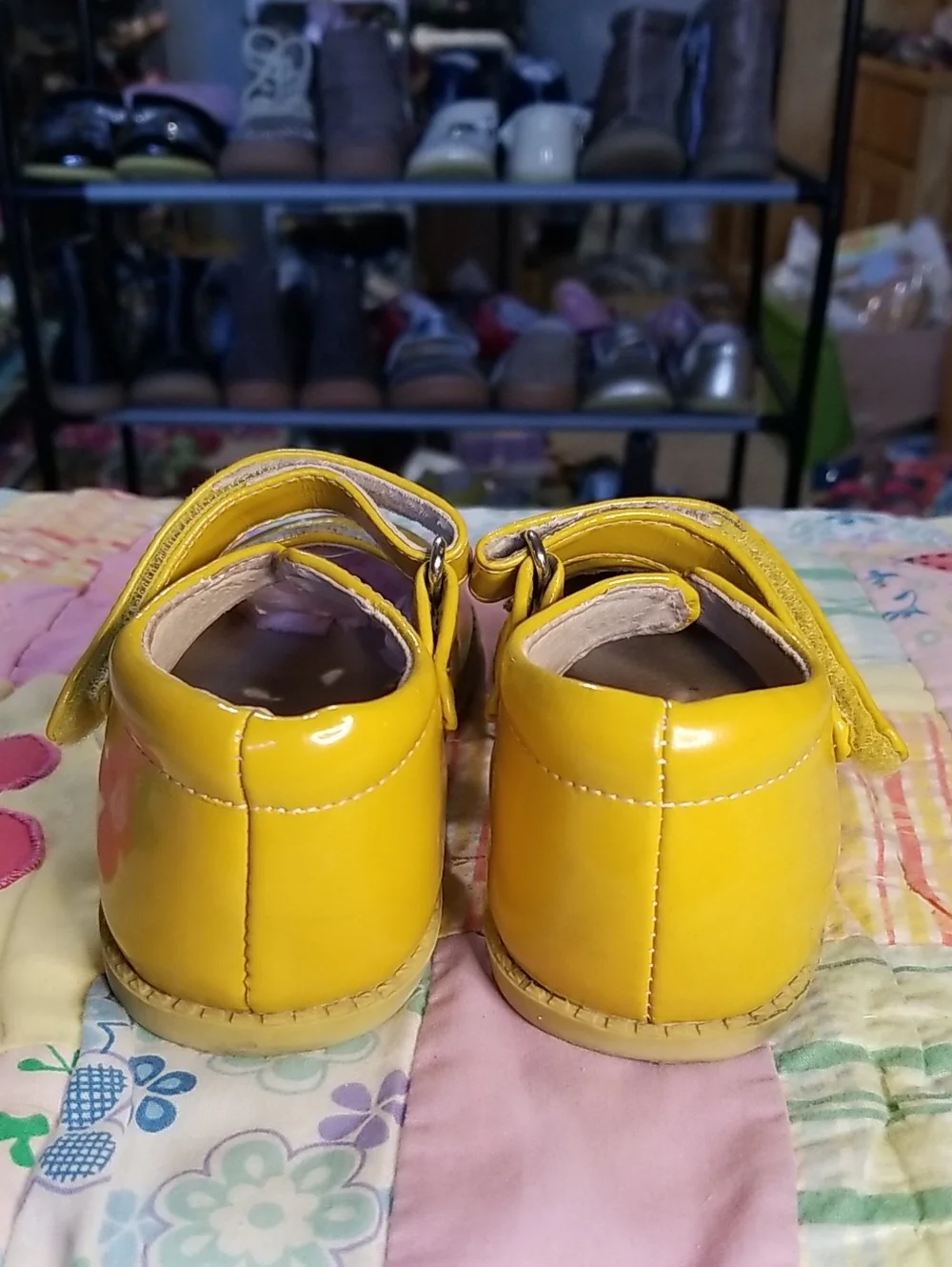 Livie & Luca Yellow Patent  Leather Petals Mary Jane Dress Shoes Size 12